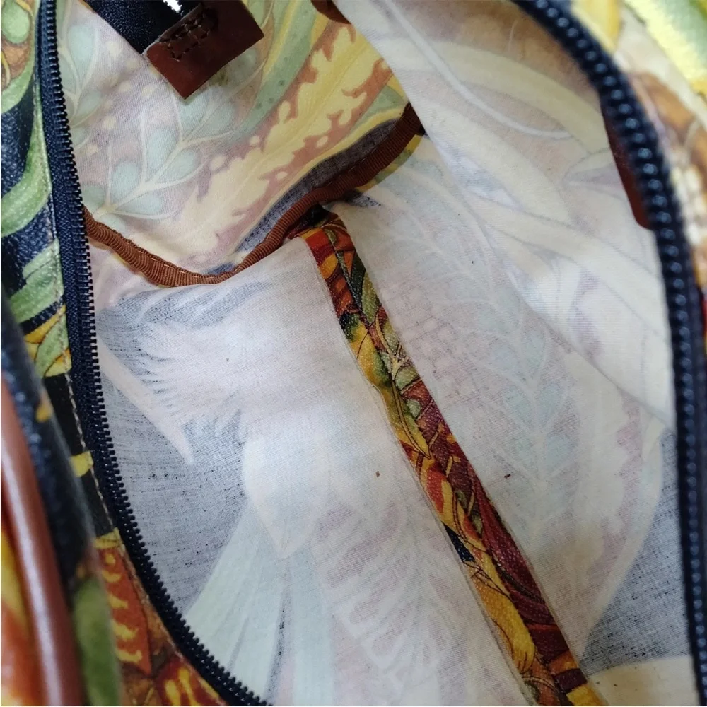 Salvatore Ferragamo Black Jungle Print Shoulder Bag with attached makeup bag - Picture 9 of 17